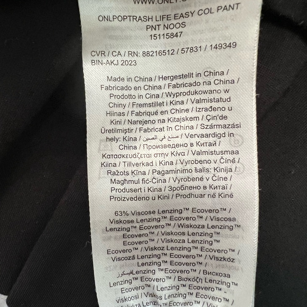 ONLY Women’s PopTrash Regular Fit Classic Trousers Black XL Super Soft! - Picture 15 of 15
